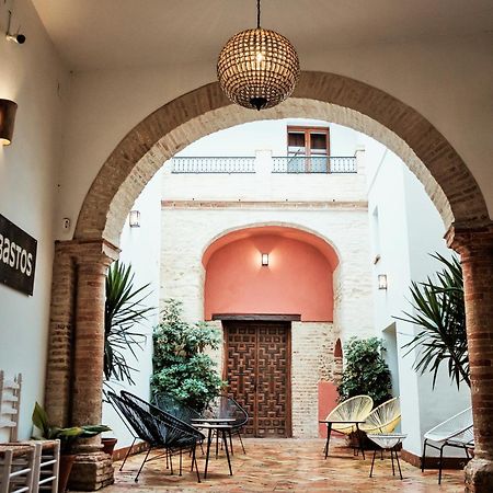 Hostal Cafe Frenteabastos Carmona  Exteriör bild