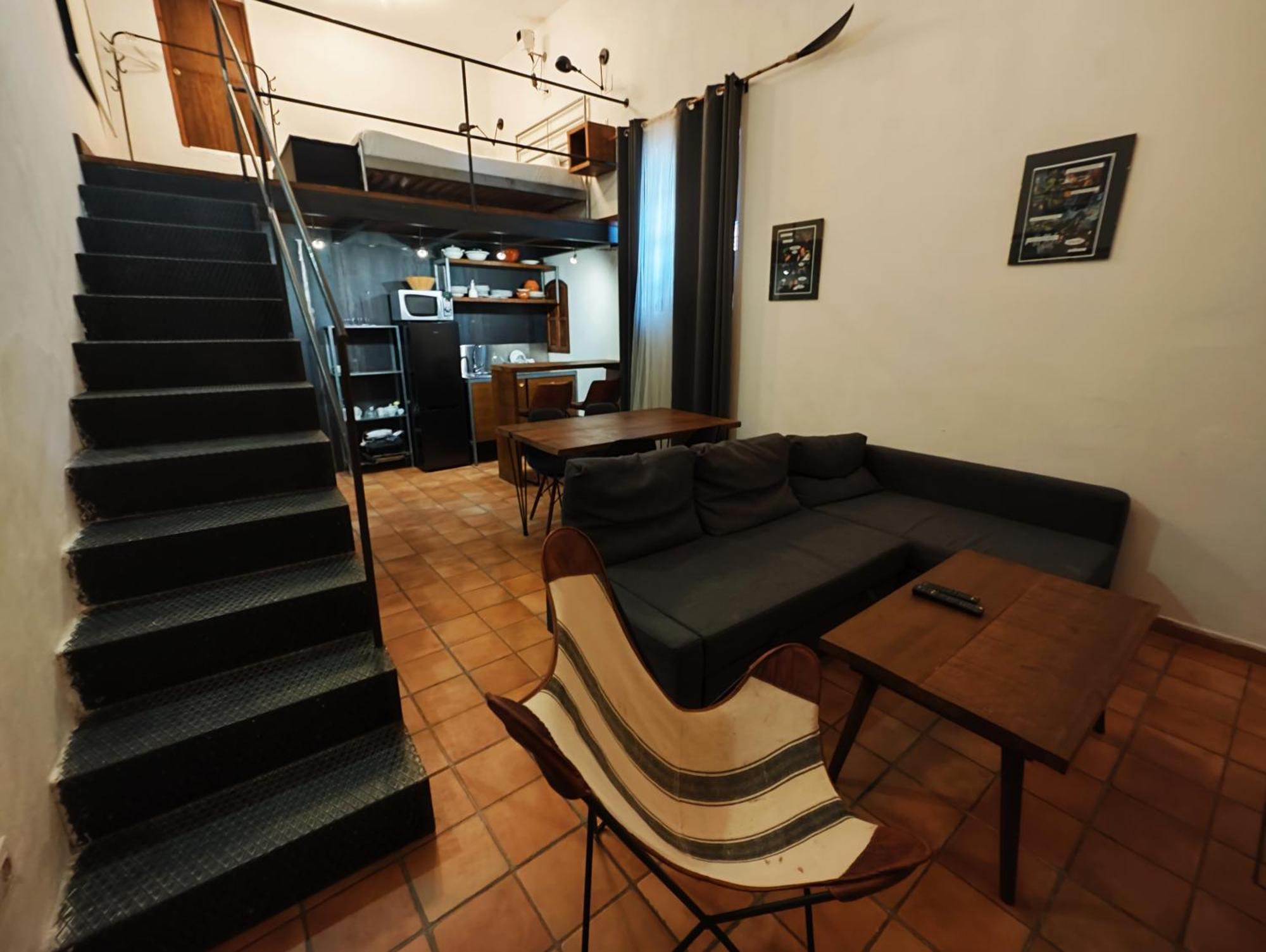 Hostal Cafe Frenteabastos Carmona  Exteriör bild