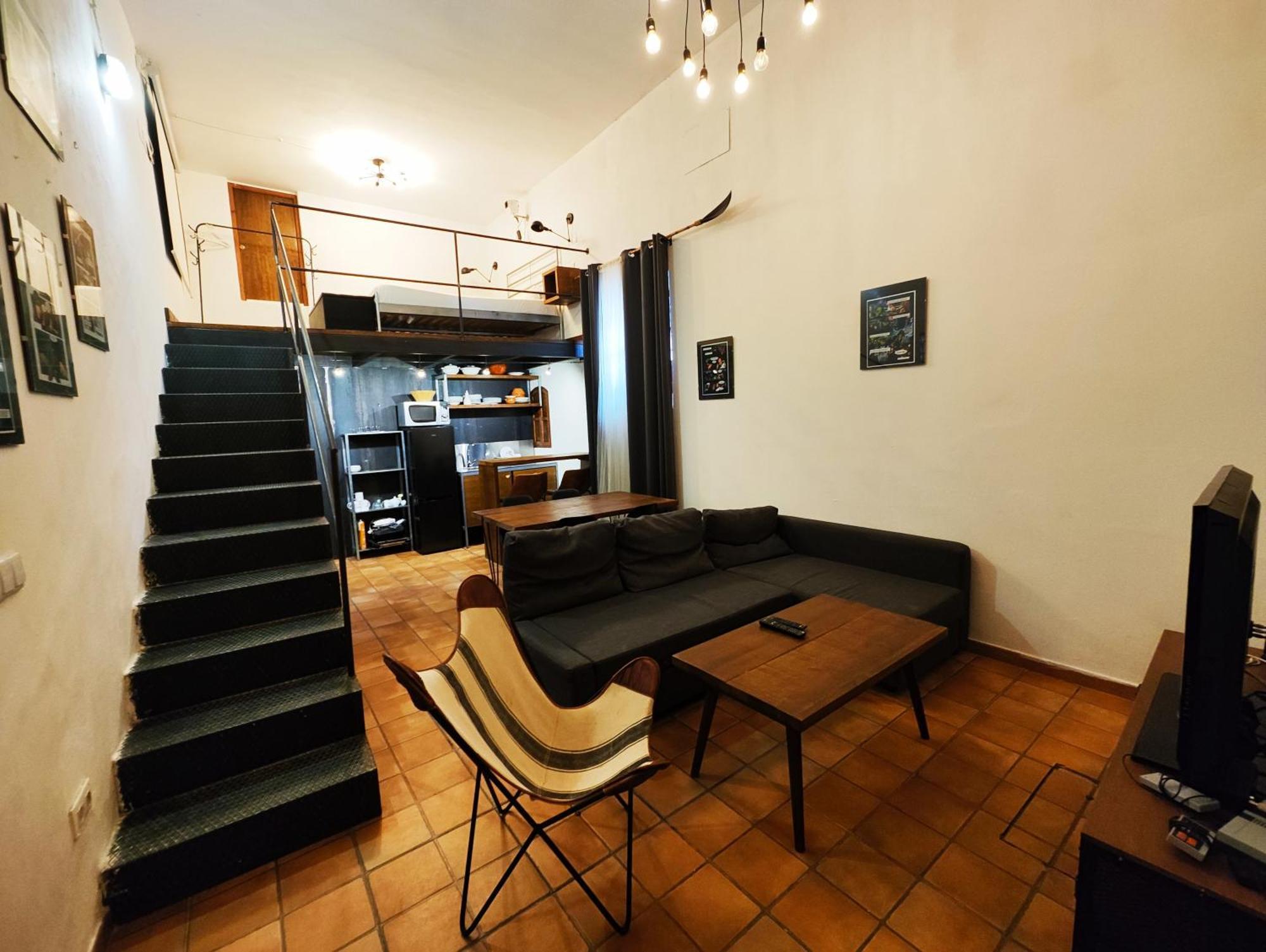 Hostal Cafe Frenteabastos Carmona  Exteriör bild