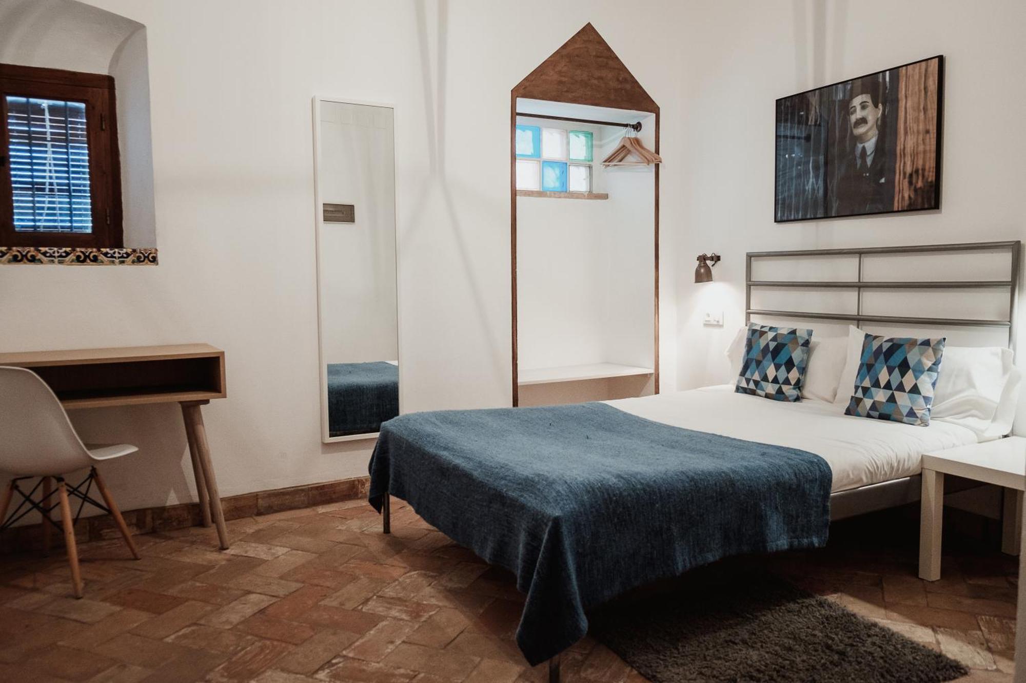 Hostal Cafe Frenteabastos Carmona  Exteriör bild